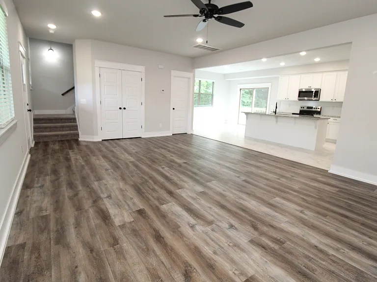 11 Hillswick Dr — Photo 9