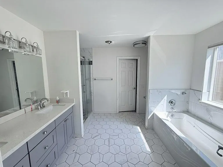 2622 Burley Dr — Photo 15
