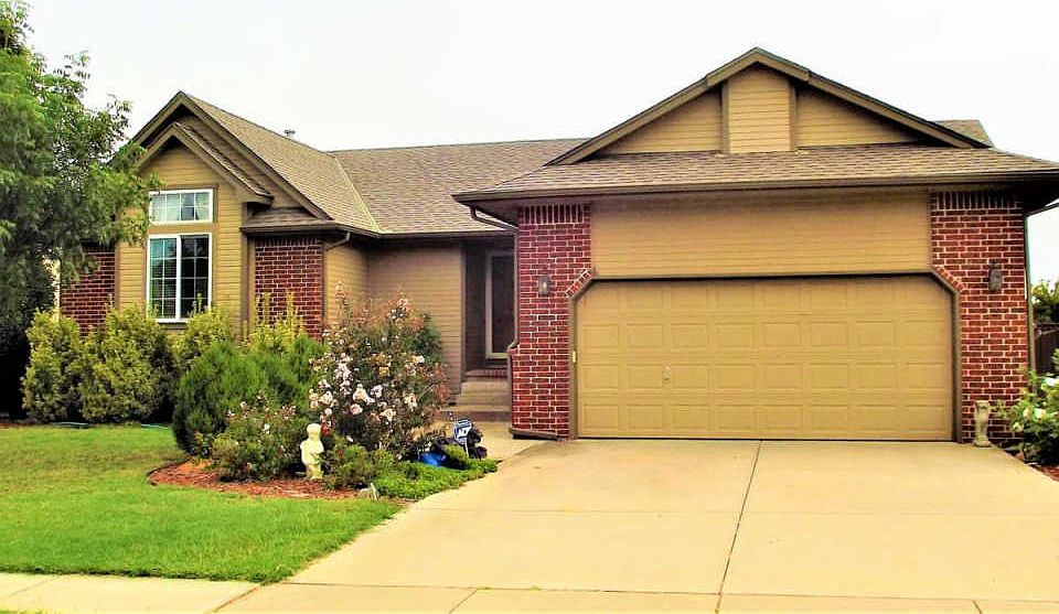 1st image of 1736 E Oxford Cir
