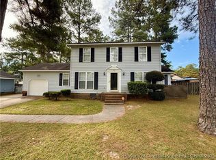 715 Brougham Rd, Fayetteville, NC 28311