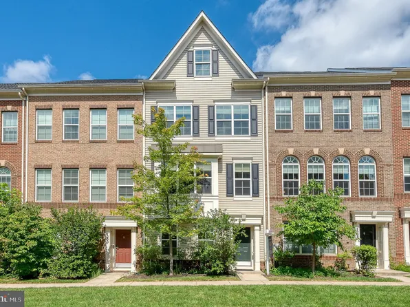 7228 Barrberry Ln, Beltsville, MD 20705