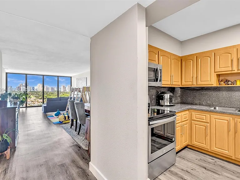 3375 N Country Club Dr #905 — Photo 3