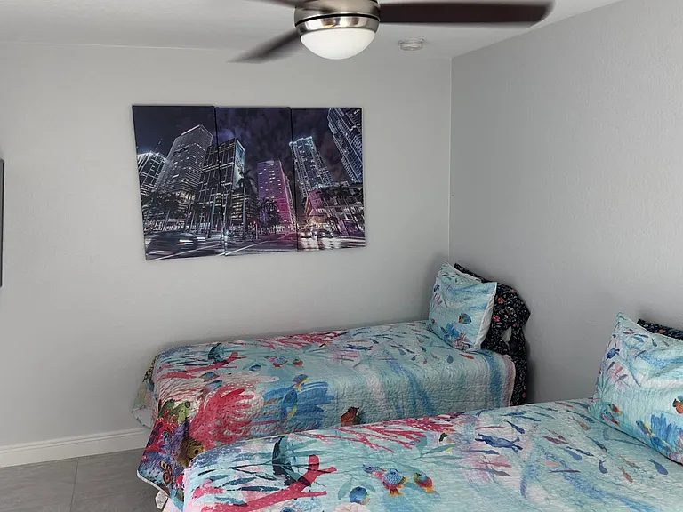 131 S Bahama Ave — Photo 17