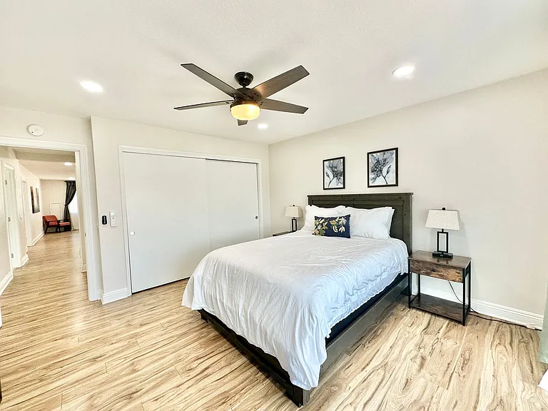 9431 W Lilac Rd #1 — Photo 49