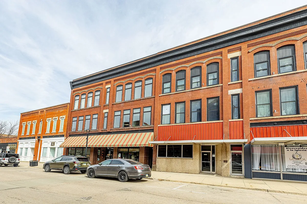 Building Photo - 1214 2nd St
