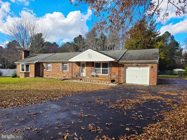 658 Islington Rd, Warsaw, VA 22572