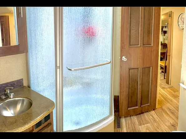 72 NE 57th St, Newport, OR 97365