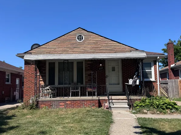 8227 Riverview St, Dearborn Heights, MI 48127