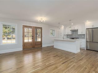 2101 Sprucewood Dr, Greensboro, NC 27407