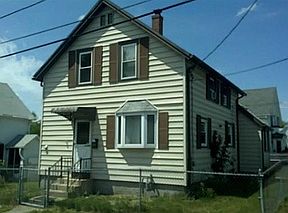 1st image of 15 N Spruce St