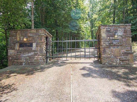 2nd image of 8368 Forest Hills Ln