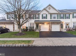 843 Geranium Dr, Warrington, PA 18976