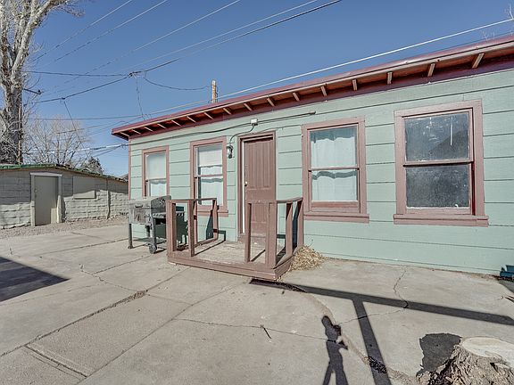3rd image of 1111 E Flint St #D