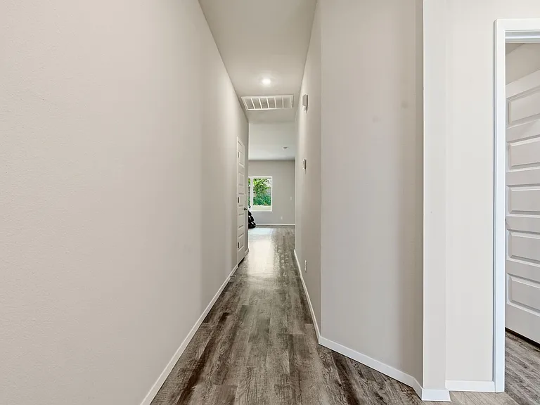 4014 W Pittsburg Cir — Photo 2