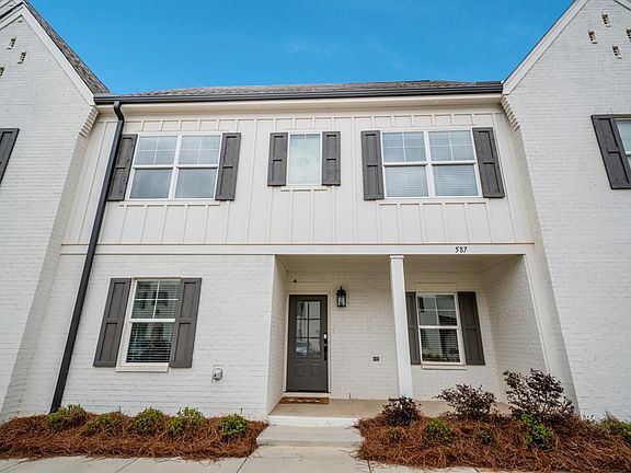 2nd image of 587 Meadow Crest Cir