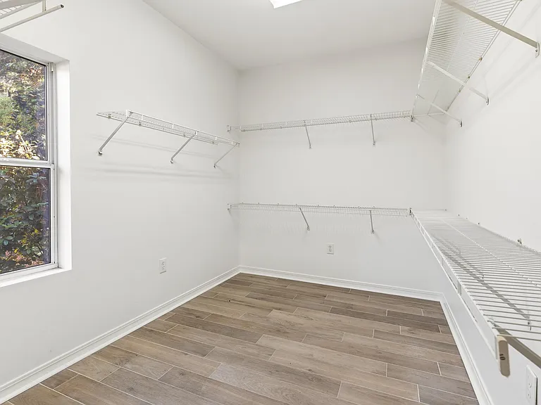 2928 Pine Valley Dr — Photo 27