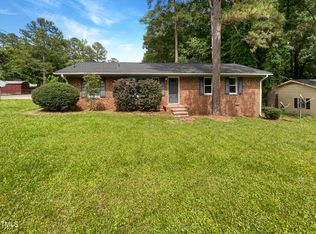 1413 Chamblee Rd, Zebulon, NC 27597