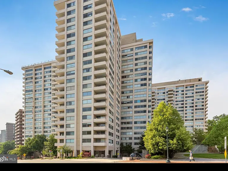 5500 Friendship Blvd #2415N — Photo 16