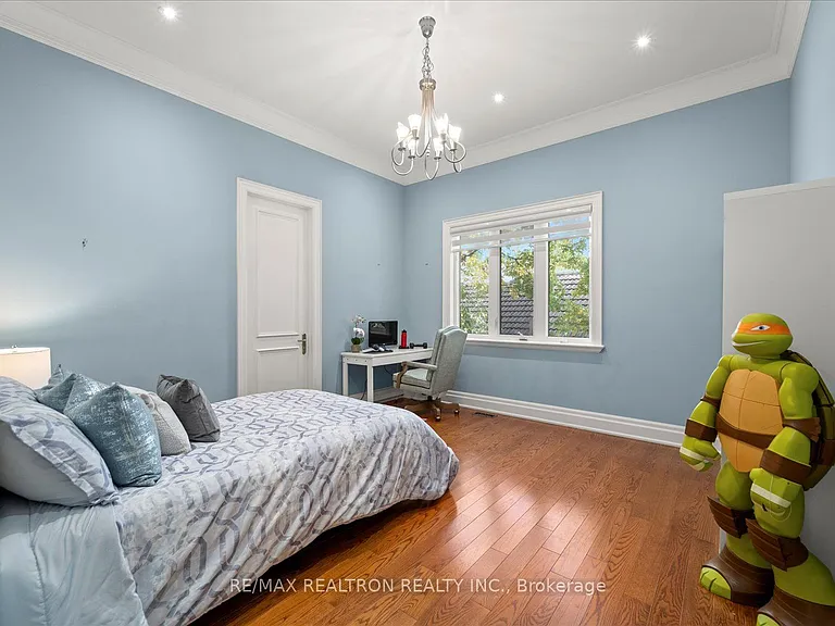 48 Arnold Ave — Photo 33