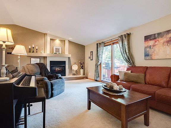 4th image of 12901 Abbott Cir