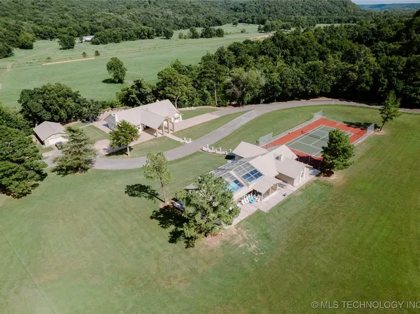 4100 N 430th Rd, Peggs, OK 74452