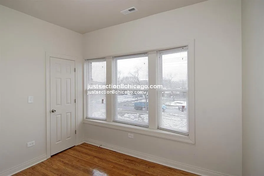 1 bed, 1.0 bath, $1,750 — Photo 4