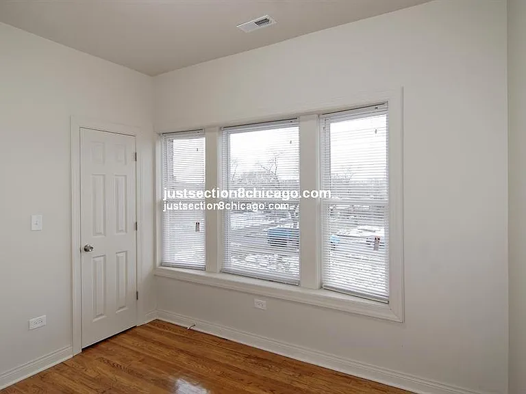 5148 W Huron St #1 — Photo 4