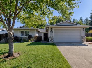 6085 Arcadia Ave, Loomis, CA 95650