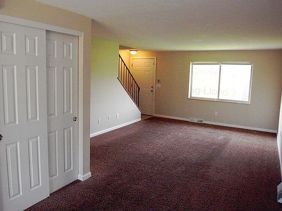 5th image of 3982 Brookshire Ct