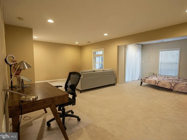 4658 Hummingbird Ln — Photo 46