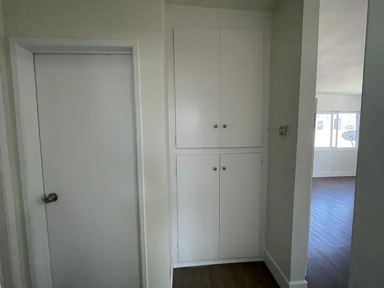 1101 Saint Louis Ave #7 — Photo 22