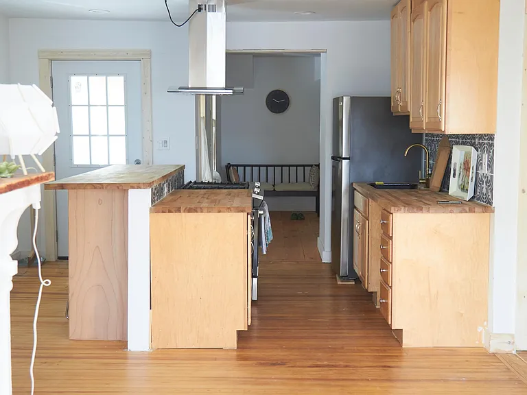 31 Liberty St #2 — Photo 14