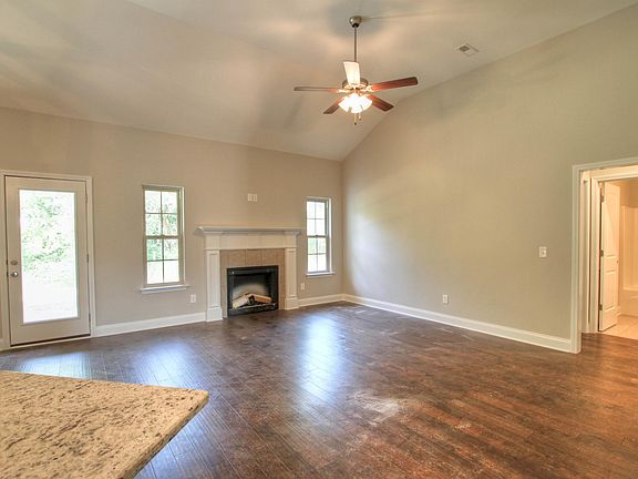 4th image of 319 Rockcastle Dr #68