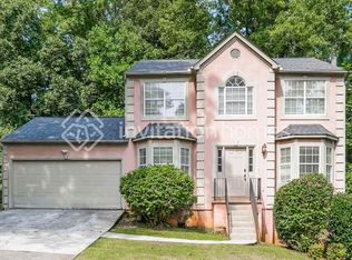 1059 Shadow Lake Dr, Lithonia, GA 30058