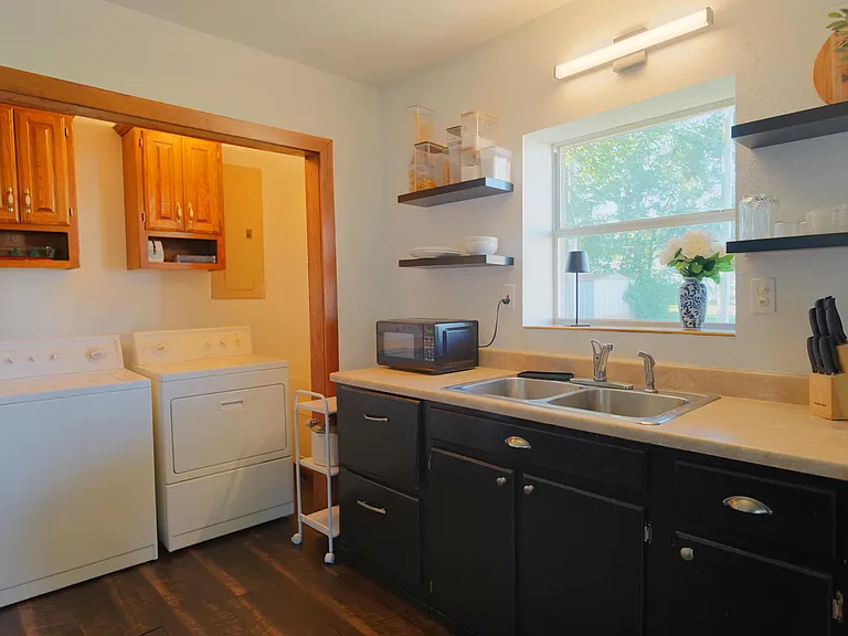 1540 Chouteau Ave — Photo 5