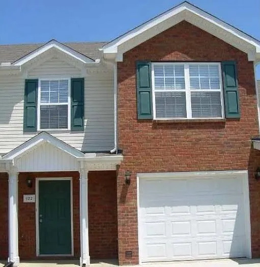 922 Wolves Den Pl — Photo 1