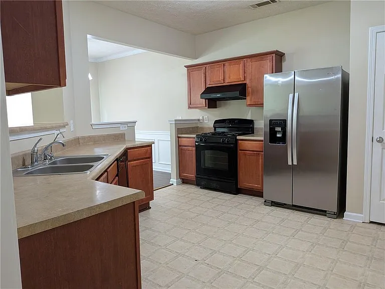 4624 Windale Dr — Photo 10