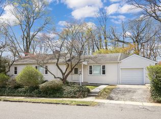 2 Mardon Rd, Larchmont, NY 10538