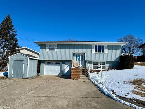 202 Walnut St, Audubon, IA 50025