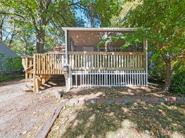 10704 W 62nd St, Shawnee, KS 66203