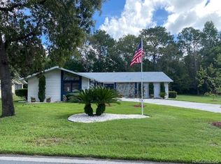 48 Douglas St, Homosassa, FL 34446