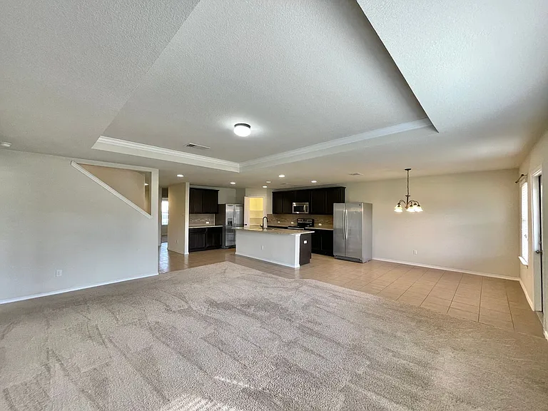 304 W Orion Dr — Photo 16
