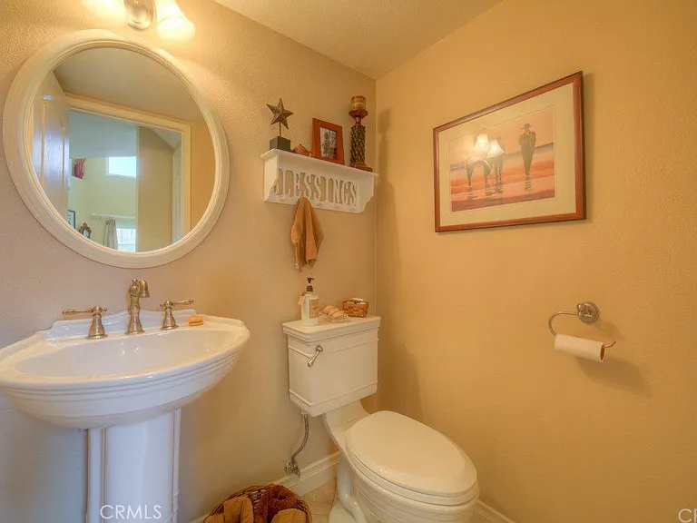 5568 Orange Ave — Photo 11