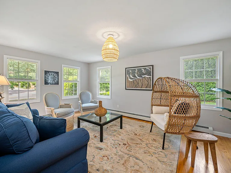 Living room.