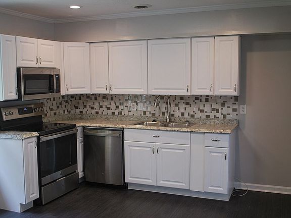 2nd image of 274 Chapman St