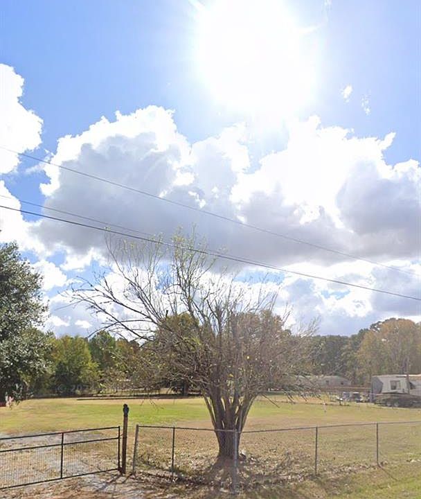1st image of 6 Harmon Creek Dr