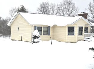 2260 Grover Rd, West Falls, NY 14170