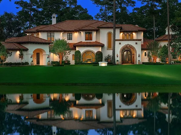2 Electra Circle, The Woodlands, TX 77382