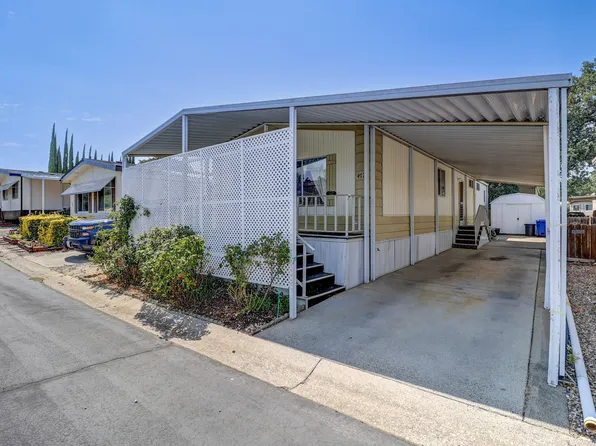 472 Red Cedar Dr #86, Redding, CA 96003