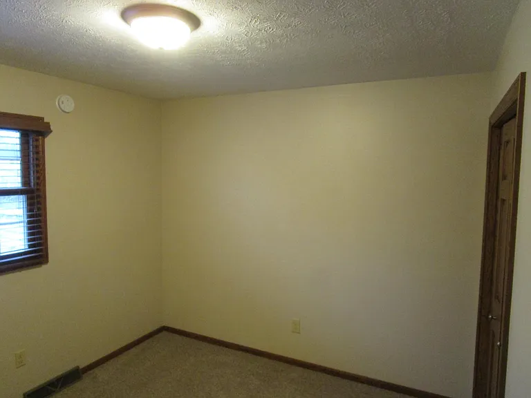 5045 Johnnycake Rdg NE — Photo 11